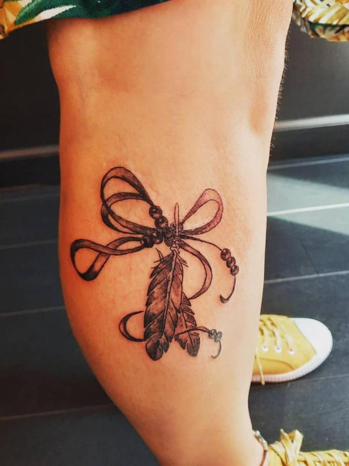 Embellissement de tatouage à Louviers