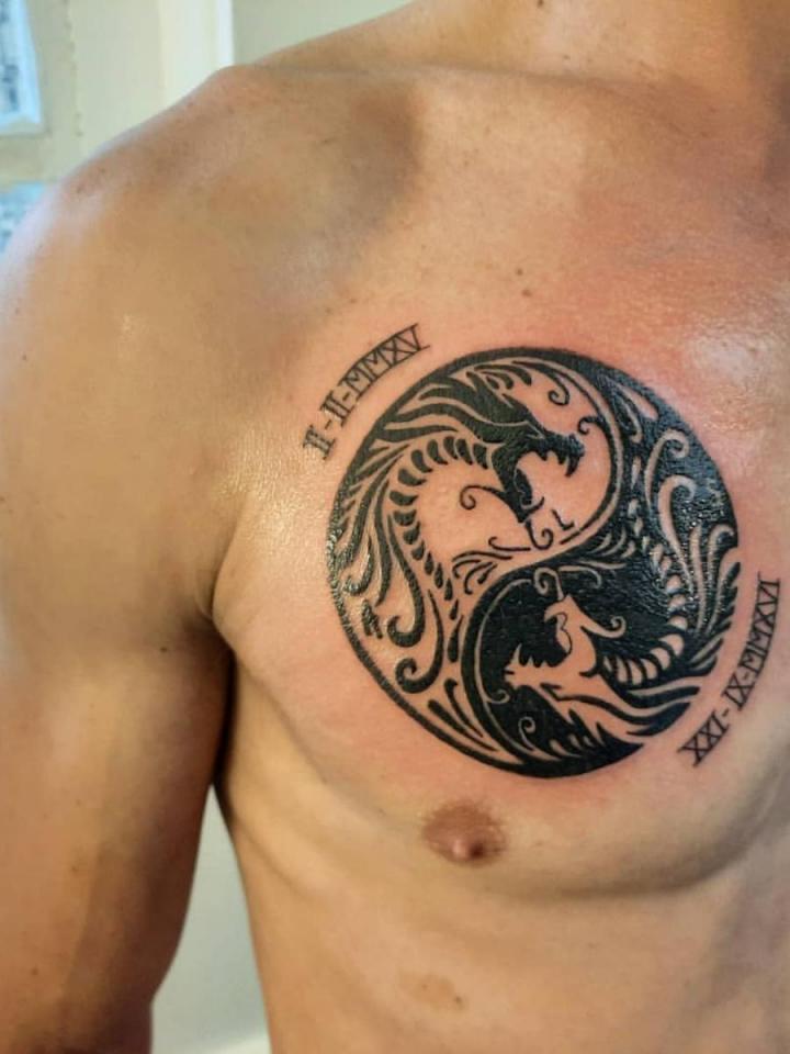 Embellissement de tatouage Louviers