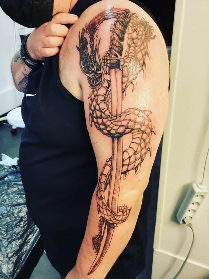 Révision artistique de tatouage Louviers
